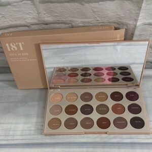 Morphe 18T Eyeshadow Palette with Warm Browns and Deep Purples